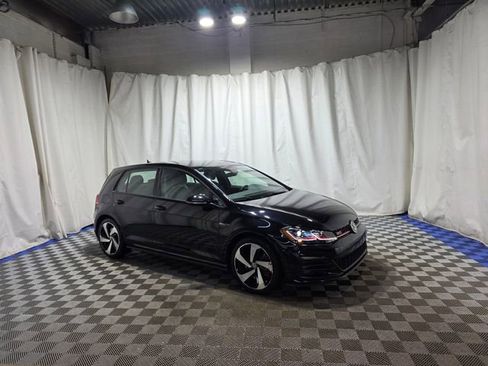 Used 2019 Volkswagen GTI Autobahn image 2