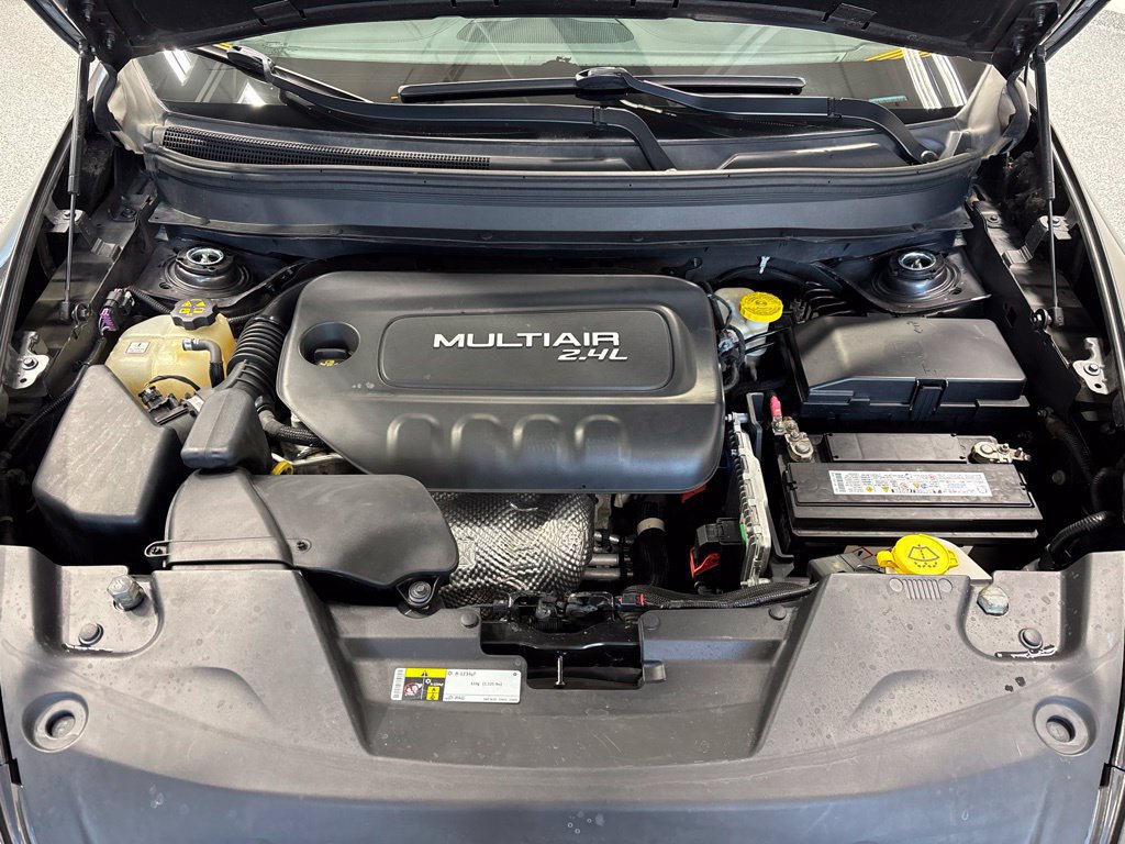 Used 2014 Jeep Cherokee Latitude w/ Cold Weather Group FWD image 51