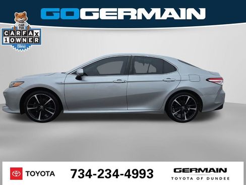 Used 2019 Toyota Camry LE image 11