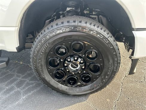 New 2026 Ford F250 Lariat w/ Black Appearance Package image 11