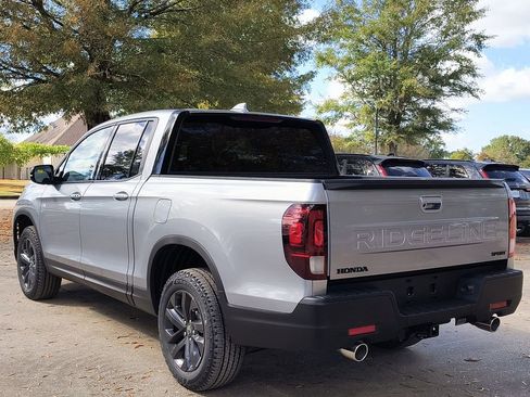New 2026 Honda Ridgeline Sport image 3