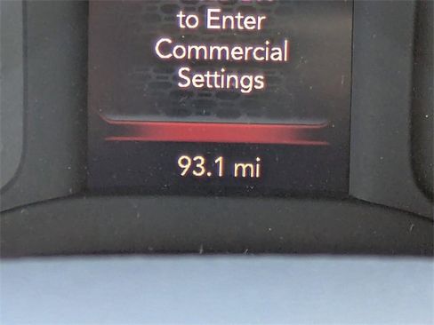 Used 2024 RAM 2500 Tradesman w/ Chrome Appearance Group image 32