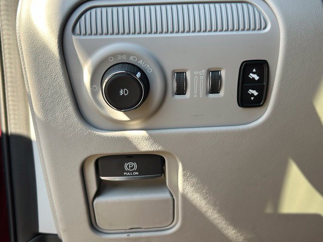 Used 2022 Jeep Grand Wagoneer Series II w/ Convenience Group III AWD/4WD image 16
