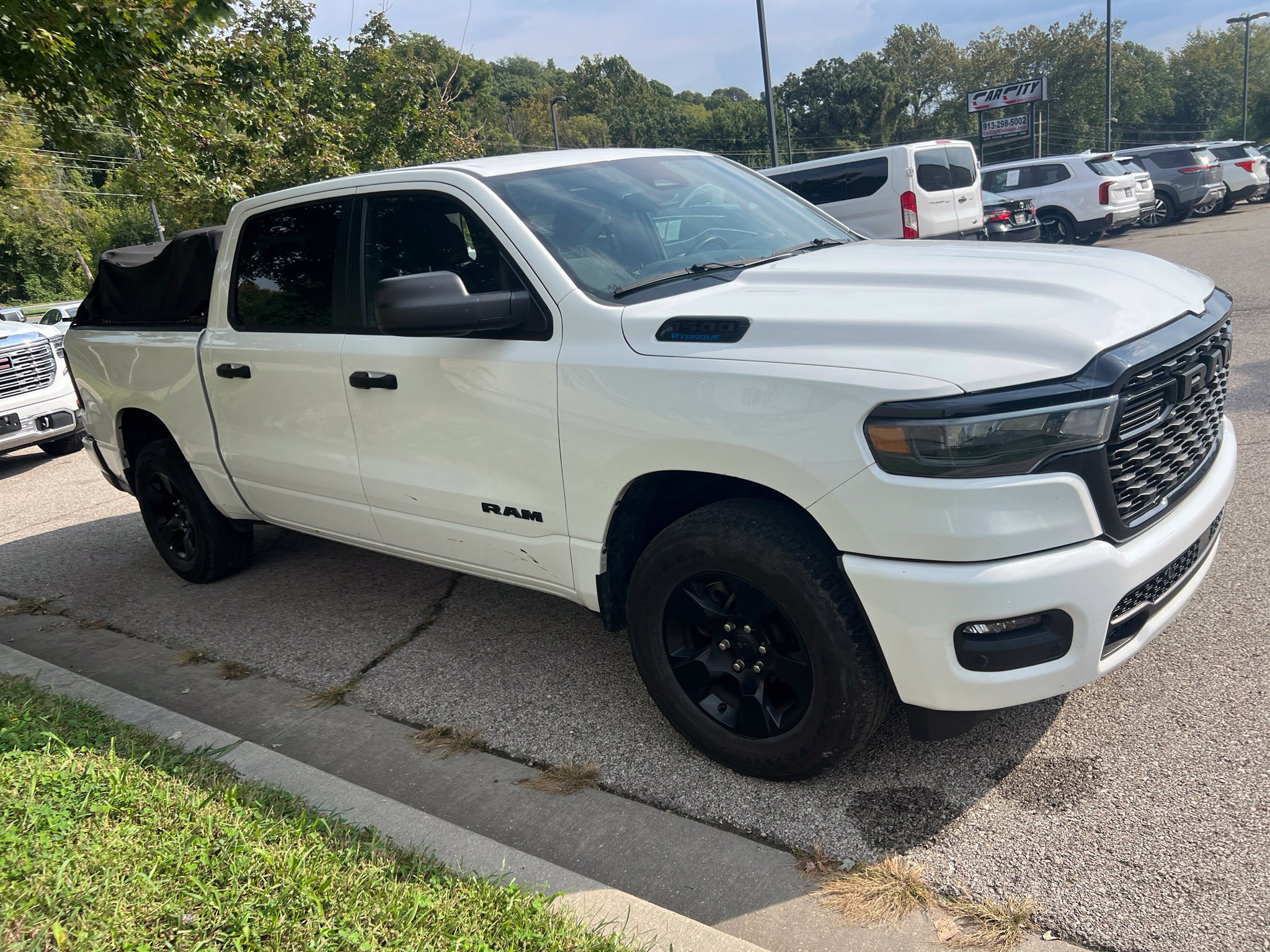 Used 2025 RAM 1500 Tradesman w/ Night Edition AWD/4WD image 3