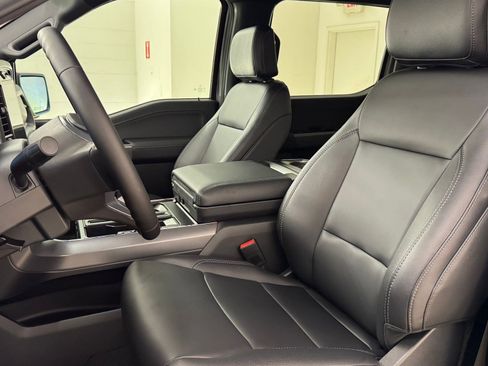 New 2025 Ford F150 XLT w/ Equipment Group 303A High image 5