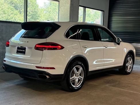 Used 2015 Porsche Cayenne Diesel AWD/4WD image 6
