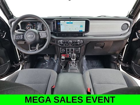 Used 2024 Jeep Wrangler Unlimited Sport AWD/4WD image 9