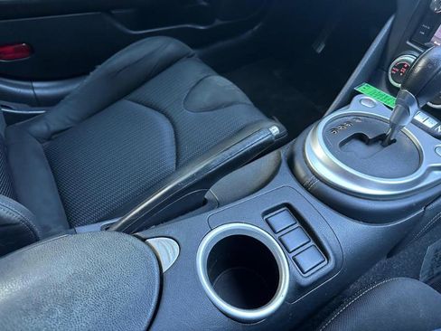 Used 2009 Nissan 370Z Coupe w/ Sport Pkg image 38