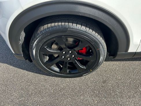 Used 2022 Ford Explorer ST w/ Equipment Group 401A image 16