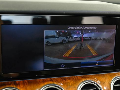 Used 2019 Mercedes-Benz E 300 image 20