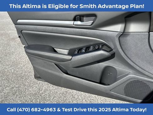 New 2025 Nissan Altima 2.5 SL image 18