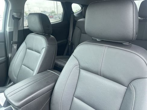 Used 2024 Chevrolet Blazer LT FWD image 16