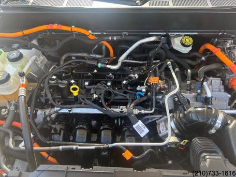 Used 2022 Ford Maverick XL image 10