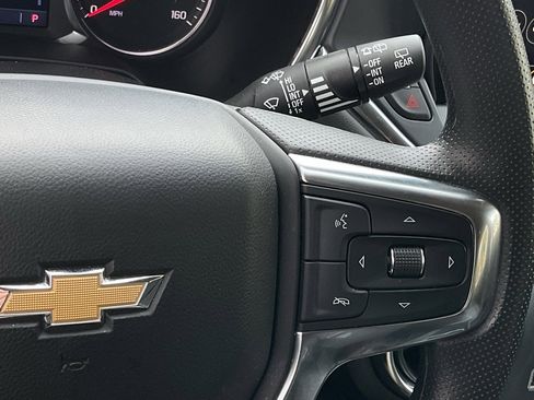Used 2025 Chevrolet Blazer LT image 23