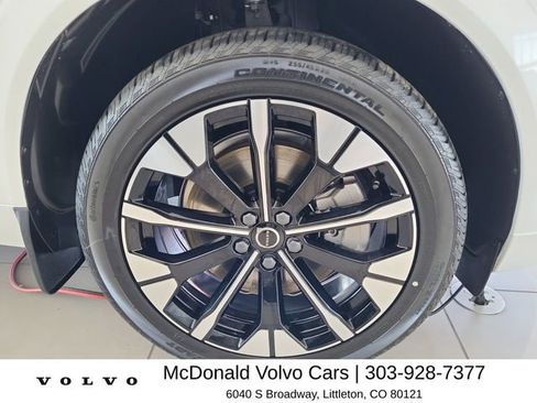 New 2026 Volvo XC60 T8 Plus w/ Protection Package Premier AWD/4WD image 20