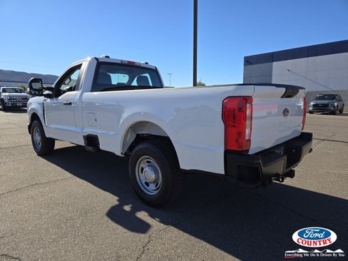 New 2025 Ford F250 XL image 3