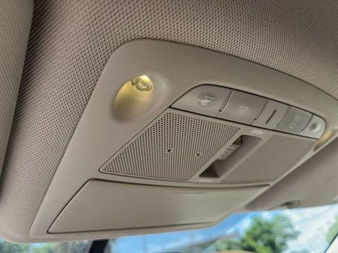 Used 2018 Nissan Rogue SV w/ Sun & Sound Touring Package FWD image 31