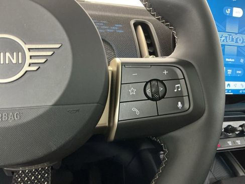 Certified 2025 MINI Cooper Countryman S image 16