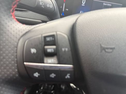 Used 2025 Ford Escape ST-Line FWD image 12