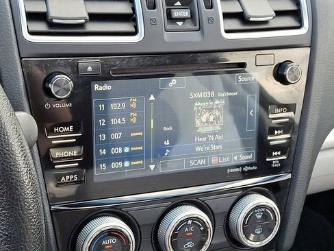 Used 2018 Subaru Forester 2.5i Premium w/ All-Weather Package image 21