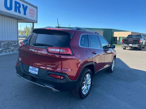 Used 2016 Jeep Cherokee Limited w/ Luxury Group AWD/4WD image 17