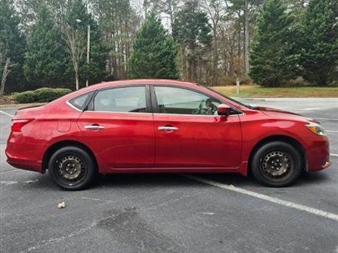 Used 2016 Nissan Sentra SV image 4