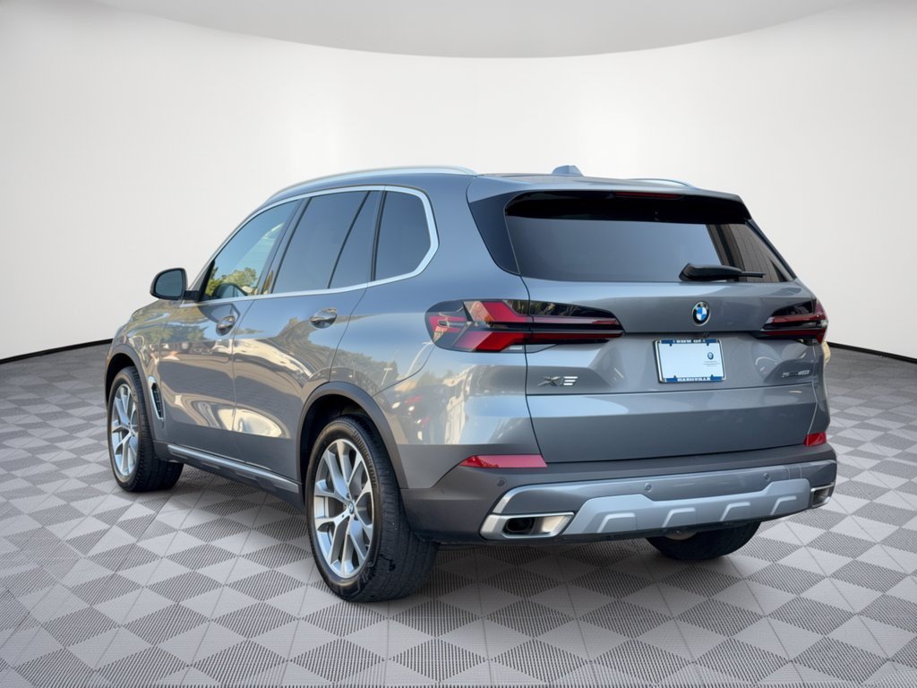 Used 2026 BMW X5 sDrive40i w/ Premium Package RWD image 3