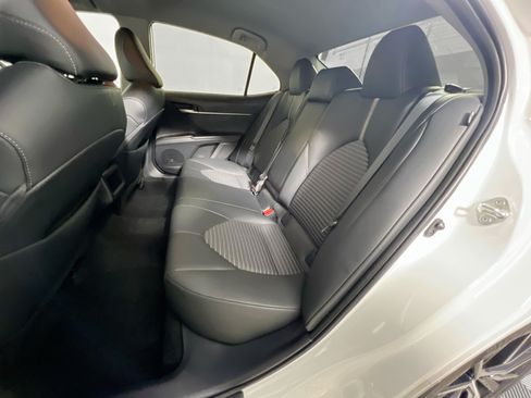 Used 2024 Toyota Camry SE FWD image 28