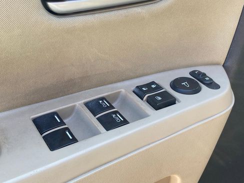 Used 2011 Honda Pilot LX image 10