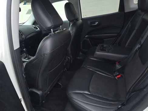 Used 2018 Jeep Compass Latitude w/ Popular Equipment Group image 6