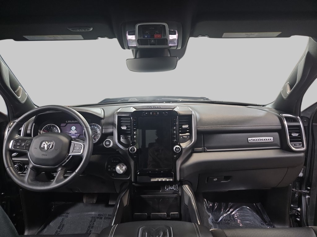 Used 2024 RAM 1500 Laramie AWD/4WD image 10