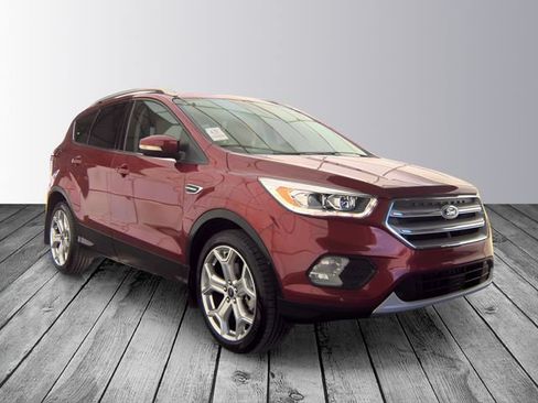 Used 2019 Ford Escape Titanium FWD image 2