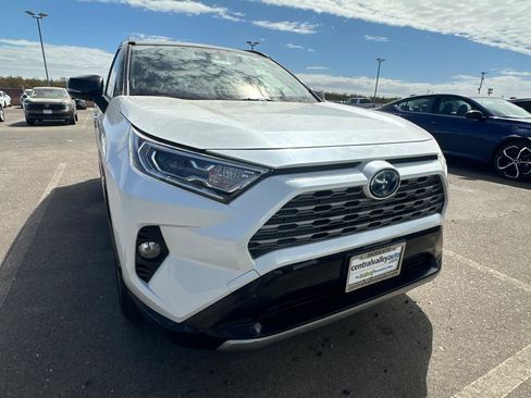 Used 2019 Toyota RAV4 XSE w/ Carpet Mat Package AWD/4WD image 3
