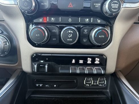 Used 2019 RAM 1500 Laramie image 30