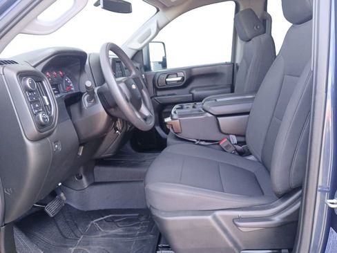 Used 2023 Chevrolet Silverado 2500 Custom w/ Custom Value Package image 19
