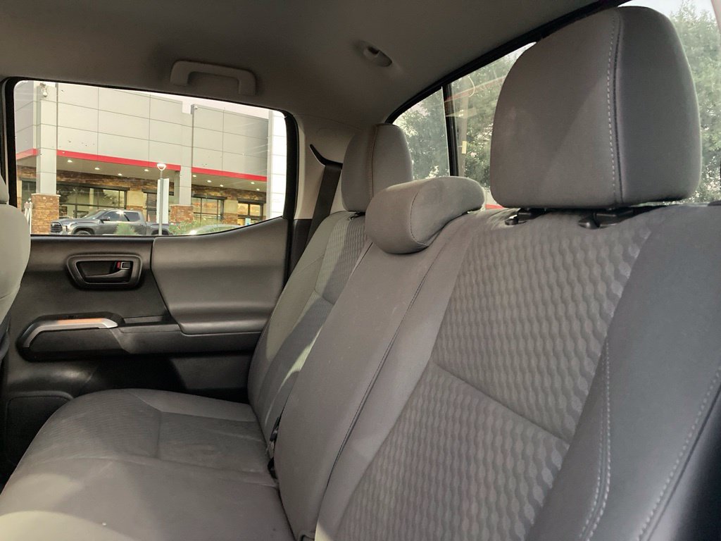 Used 2021 Toyota Tacoma SR5 RWD image 11