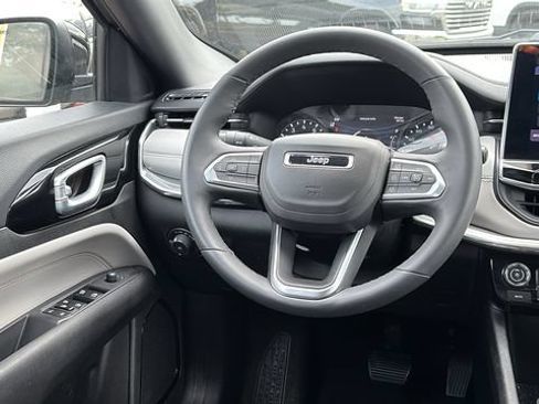 Used 2024 Jeep Compass Limited AWD/4WD image 22