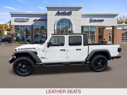 Certified 2021 Jeep Gladiator Mojave image 5