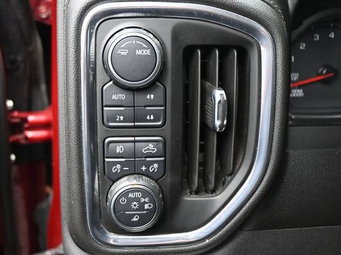 Used 2021 Chevrolet Silverado 1500 LT Trail Boss AWD/4WD image 12