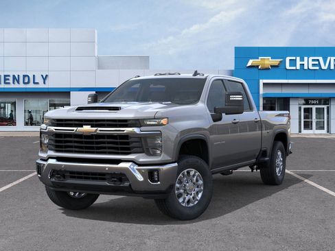 New 2026 Chevrolet Silverado 3500 LT w/ All Star Edition image 16