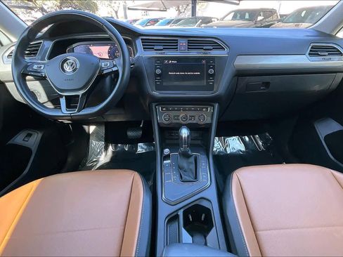 Used 2019 Volkswagen Tiguan SEL image 16