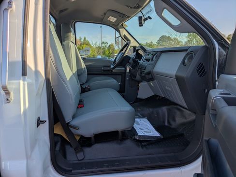 New 2027 Ford F750 2WD Regular Cab Super Duty image 29