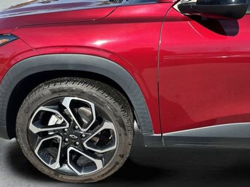 Certified 2024 Chevrolet Trax RS w/ Driver Confidence Package image 23