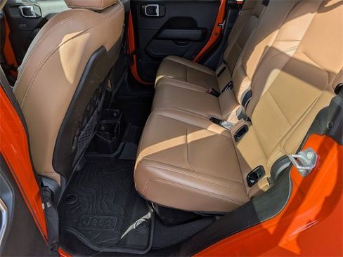 Used 2020 Jeep Gladiator Rubicon image 23