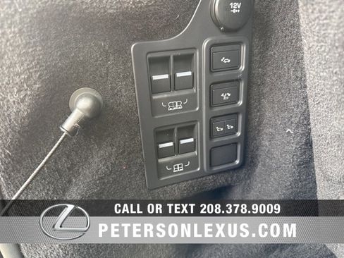 Used 2019 Land Rover Discovery HSE Luxury image 21