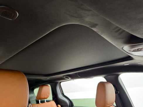 New 2026 Chrysler Pacifica Pinnacle image 34