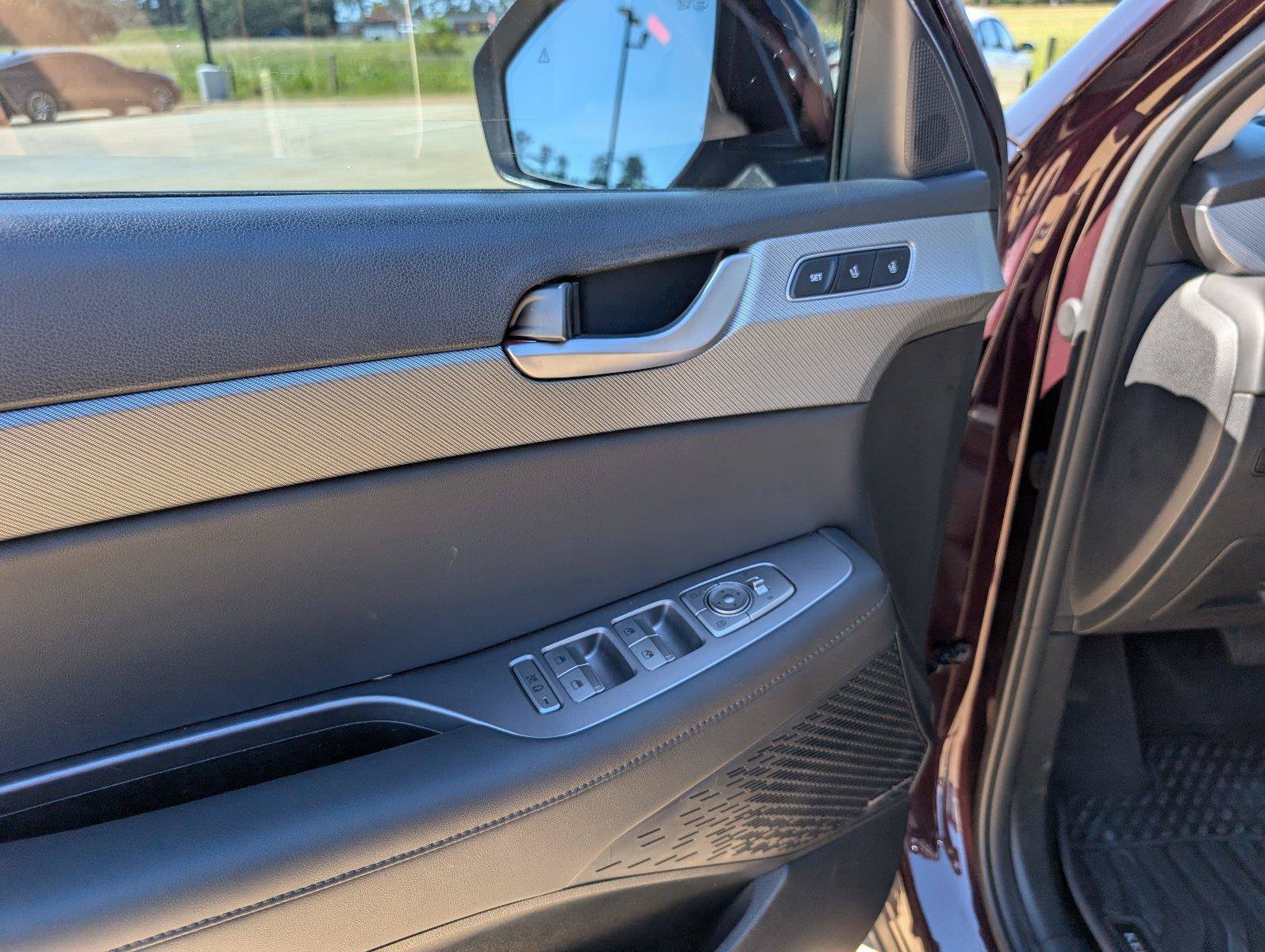 Used 2023 Hyundai Palisade SEL FWD image 16
