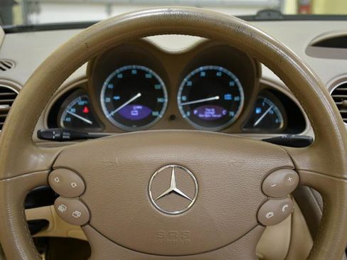 Used 2008 Mercedes-Benz SL 550 w/ P1 Pkg image 33
