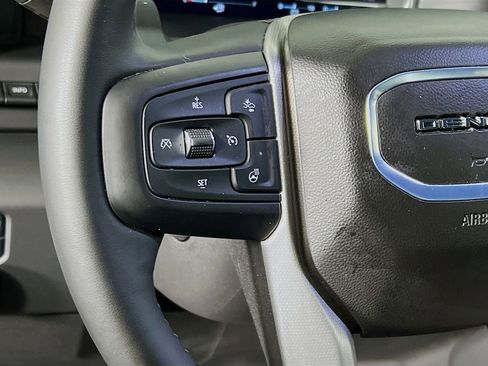 Used 2024 GMC Sierra 1500 Denali w/ Technology Package image 10