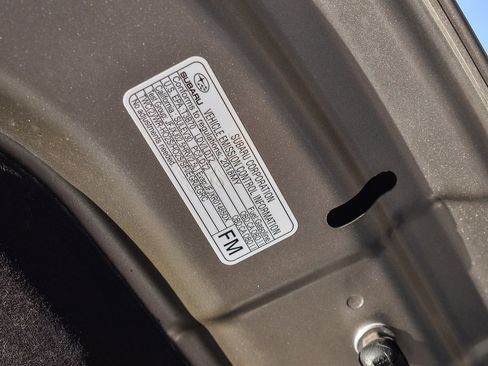 Used 2018 Subaru Outback 2.5i Limited image 26